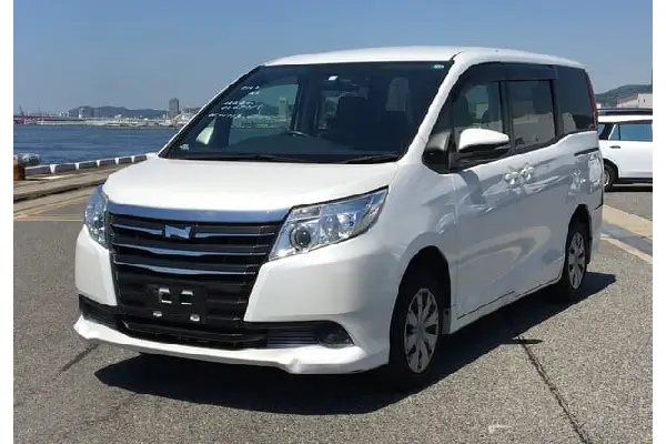 Corporate business travellers in a car